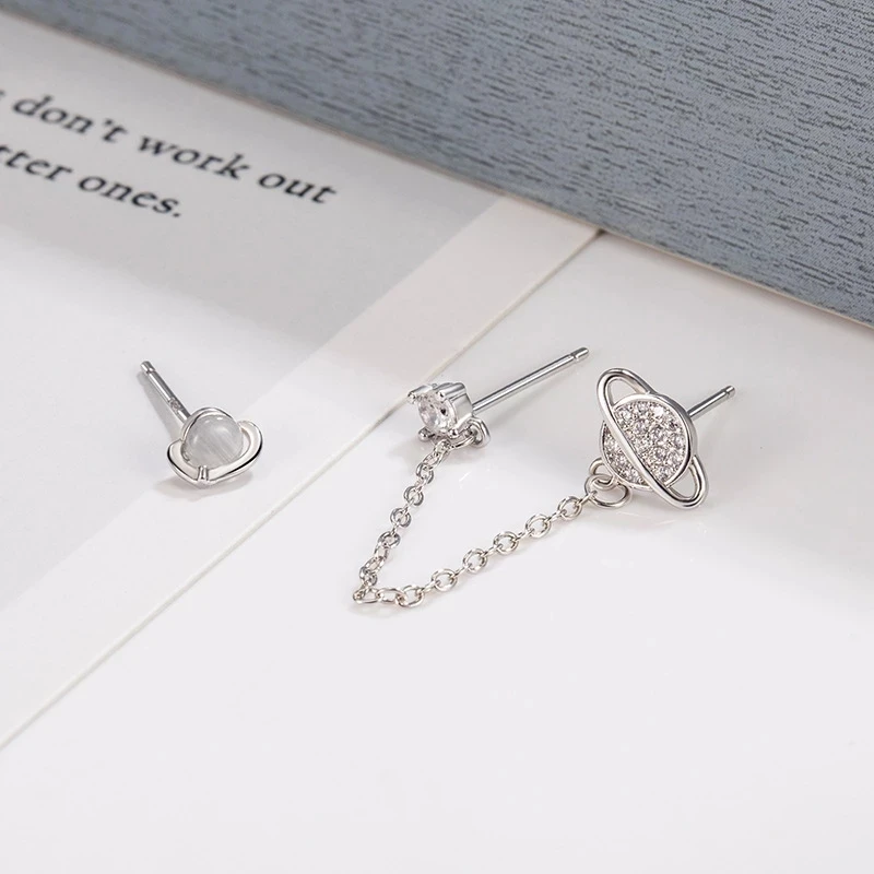 جديد فضي اللون غير المتماثلة كوكب أقراط للنساء شخصية مزدوجة الأذن ثقب القرط الكورية موضة مجوهرات حساسة