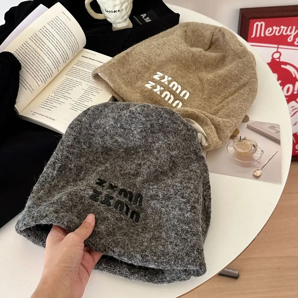 

2024 New INS Style Knitted Cap Show Face Smaller Ear Protection Heaps Hat Letter Printing Pullover Cap For Women Girls Maiden