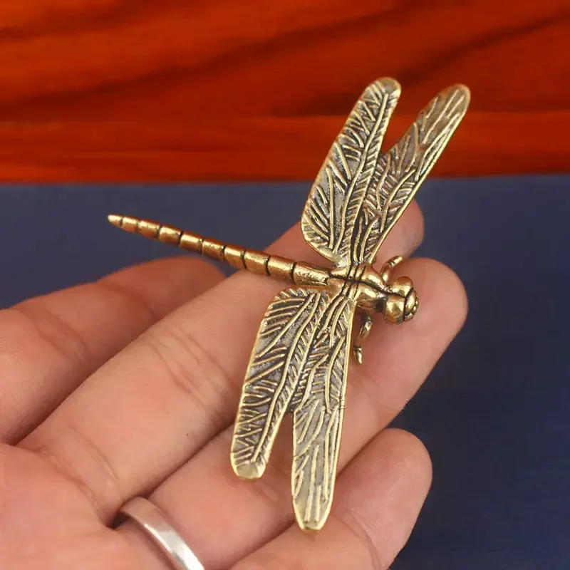 1pc Vintage Brass Dragonfly Figurine - Antique-Style Home & Office Desk Decor, Creative Tea Pet Collectible