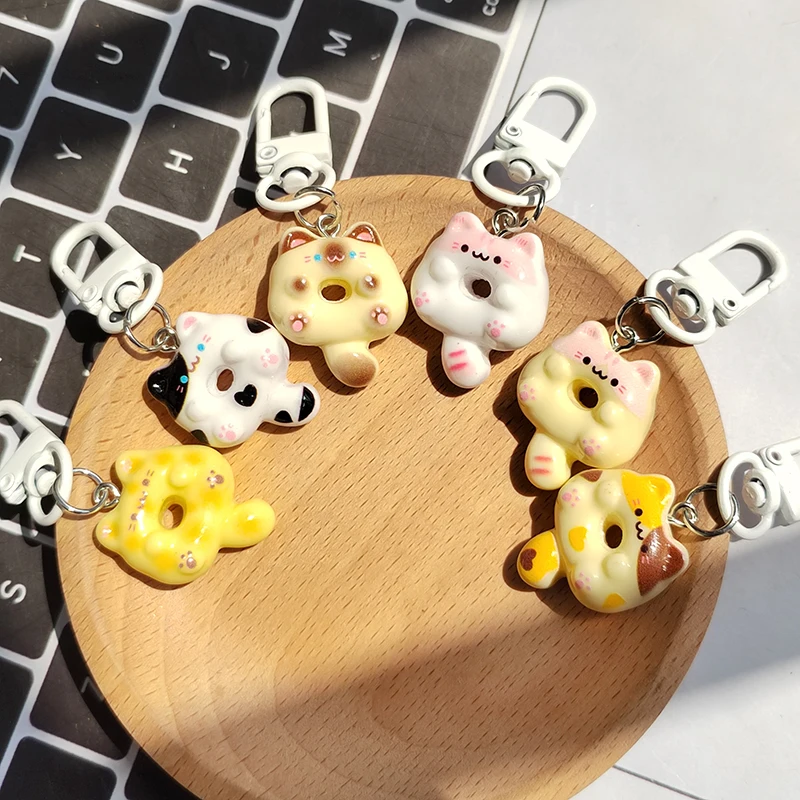 Llaveros de Donut de gato de resina, cordón de teléfono para amigo, dibujos animados, lindo gatito dulce, Animal de mascota, colgante, caja, llavero de coche, joyería