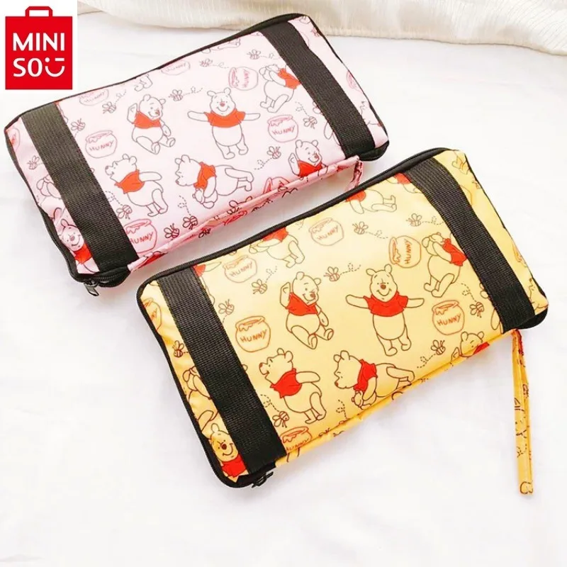 Miniso Disney faltbare Reisetasche Damen niedlichen Cartoon Winnie Voll druck große Kapazität Gepäck aufbewahrung leichte Handtasche