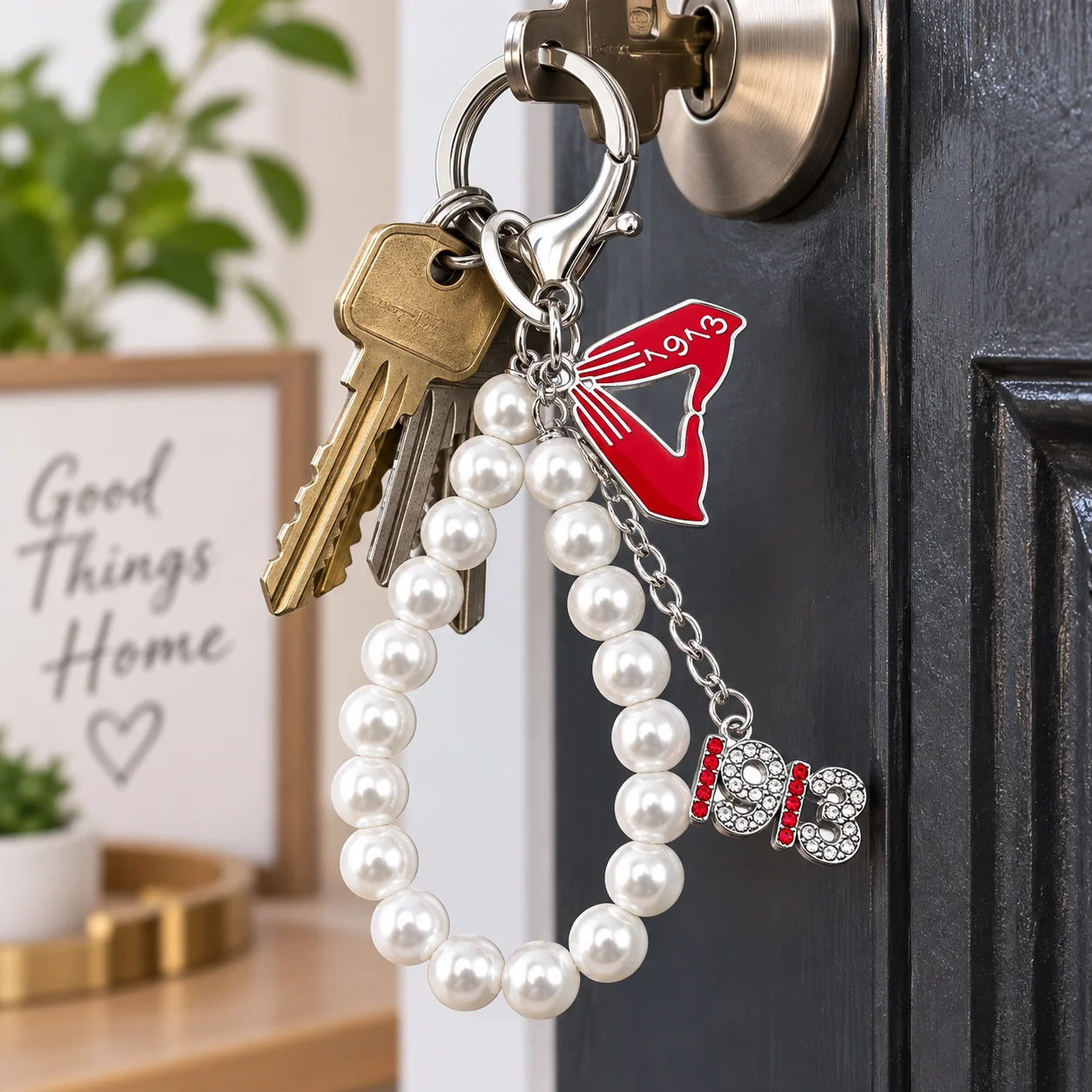 Handmade Pearl Strand Society Women Organization Greek 1913 Gesture DST Keychain Delta Women Keyring Jewelry for Gift
