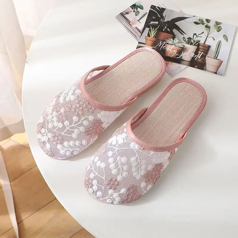 شباشب أغطية رأس مطرزة عصرية، مضادة للانزلاق، مقاومة للاهتراء، مزيلة للروائح الكريهة، ماصة للعرق، صنادل جميلة وغير رسمية