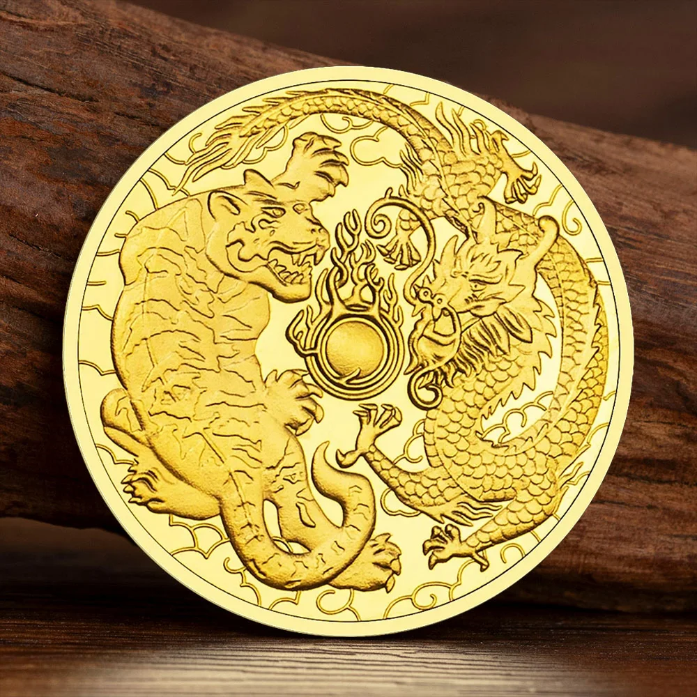 Dragon Fights with Tiger Pattern Ancient Aisa Myths Legends Gold Plated Commemorative Coins Tai Chi Bring You Good Luck Coins