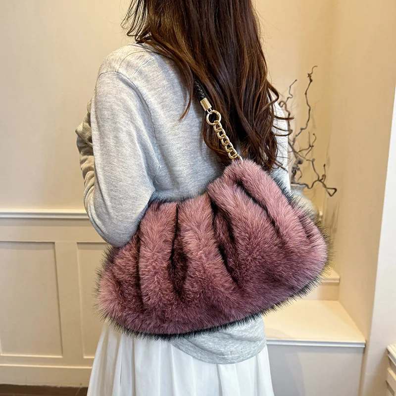 Winter New Furry Soft Faux Fur Pleated Shoulder Bag for Women Fashionable Plush Fluffy Plush Female Totes Purse Bolsa Feminina