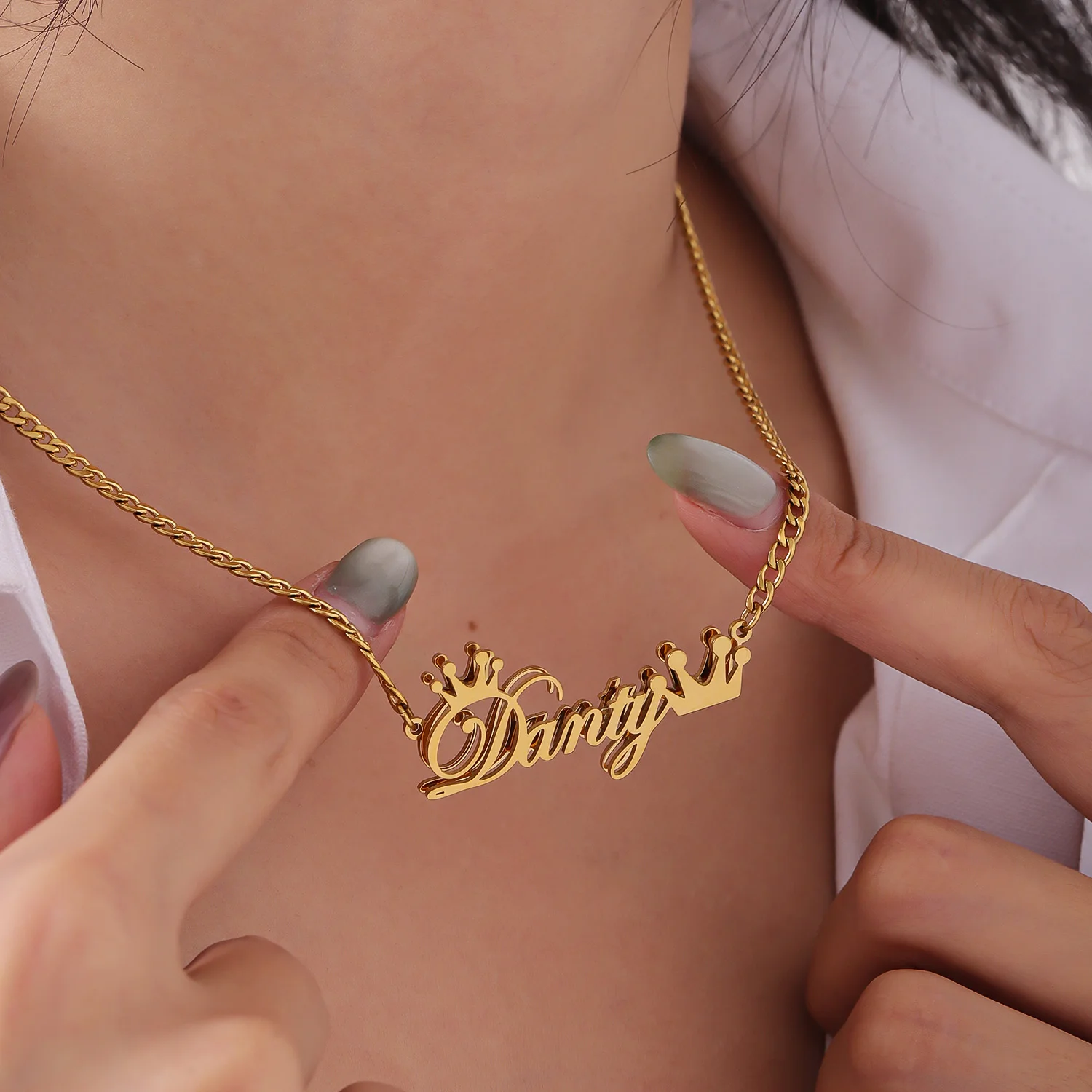 Personalisierte Namenskette, Krone, stapelbar, 18 Karat Gold, Edelstahl, personalisierter Schmuck, Weihnachtstag, Geschenk für Frauen und Mädchen