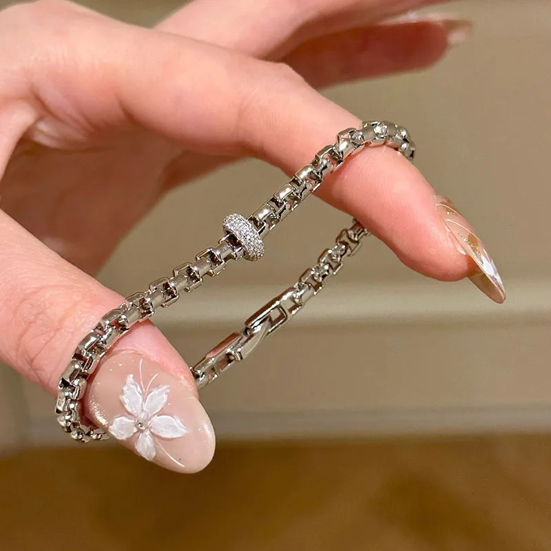 

Minimally high-quality hollow out chains sparkling diamonds ring bracelet exquisite minimalist bracelets hip-hop style jewelry