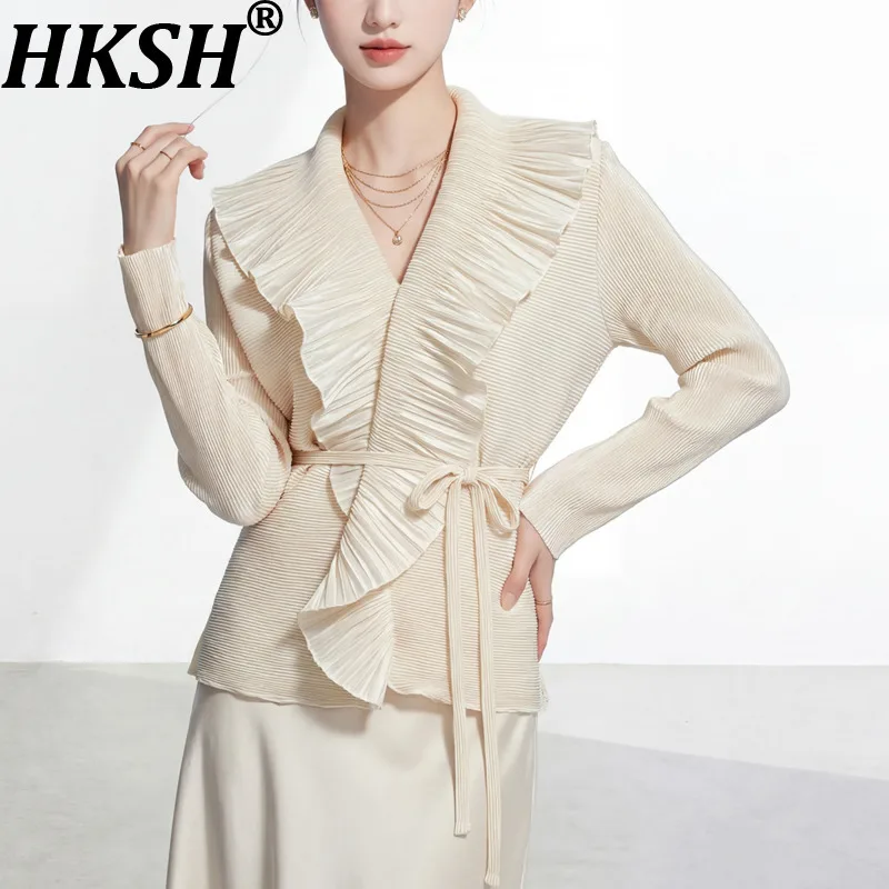 

HKSH Women Jacket Ruffled Pleated Turn-down Collar Single Button Solid Color Elegant High-end Casual Coats Spring Autumn HK21949