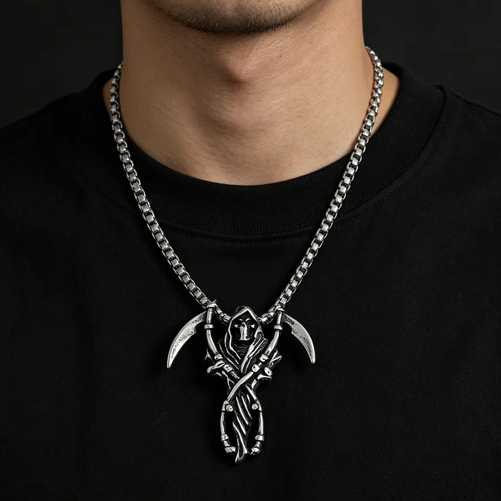 Retro cast sickle witch stainless steel necklace, waterproof and non-fading blackening process, bulk sales pendant