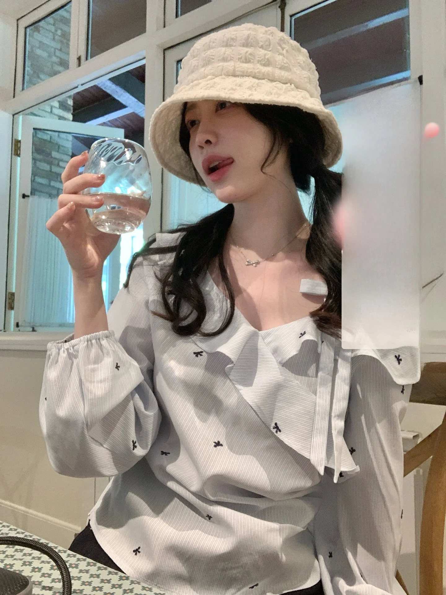 

PtonUmi Blue Poem Rt Ruffle oulder Stripe Knot Long Sve Women's irt Korean Sle Loose Fit Breathable