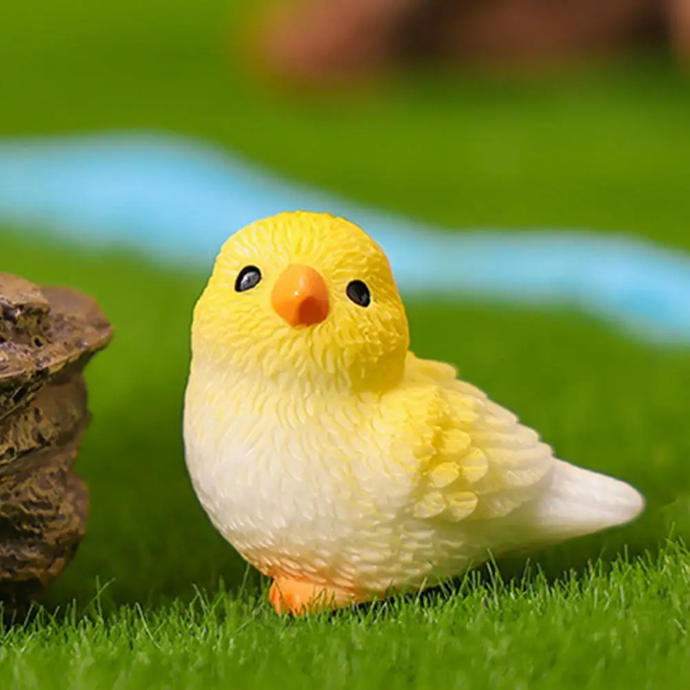Small Decorative Resin Pieces Miniature Garden Decorations 3pcs Miniature Parrot Figurines Set Adorable Resin Bird for Fairy
