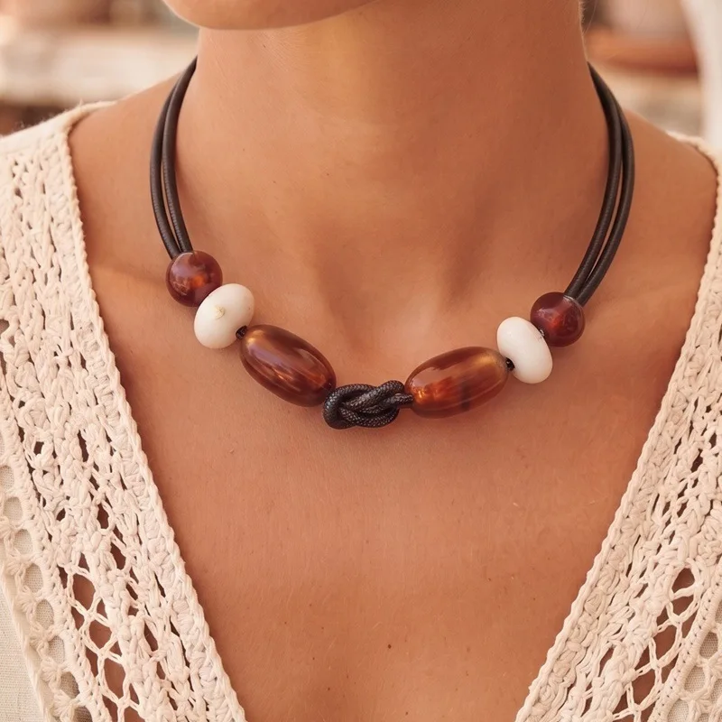French retro bohemian beaded necklace female amber texture resin bead collarbone chain cross-border hot-selling jewelry