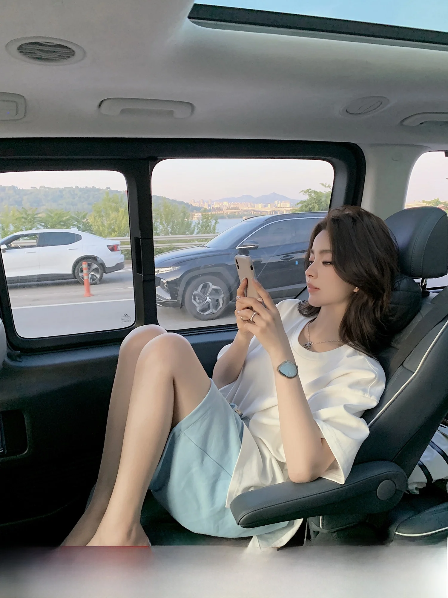 

Летняя женская футболка свободного кроя с асимметричным подолом из хлопка, повседневная, в стиле кэжуал