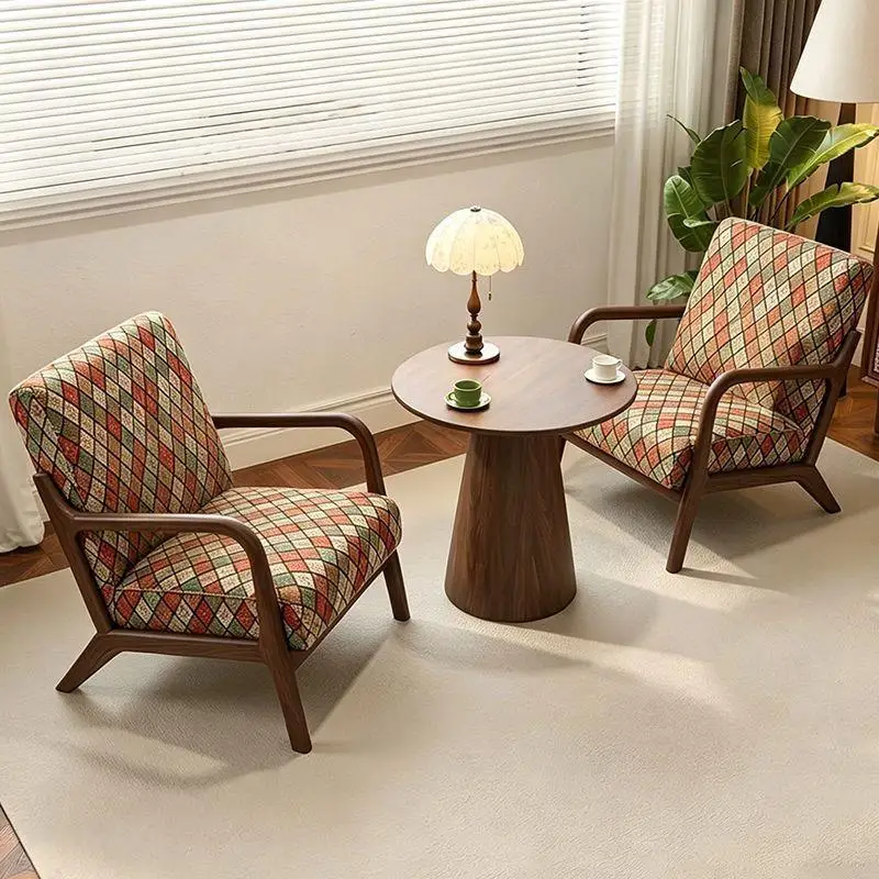 Solid wood single lazy sofa chair, hotel and homestay small room leisure sofa, milk tea shop, café table and chair combo