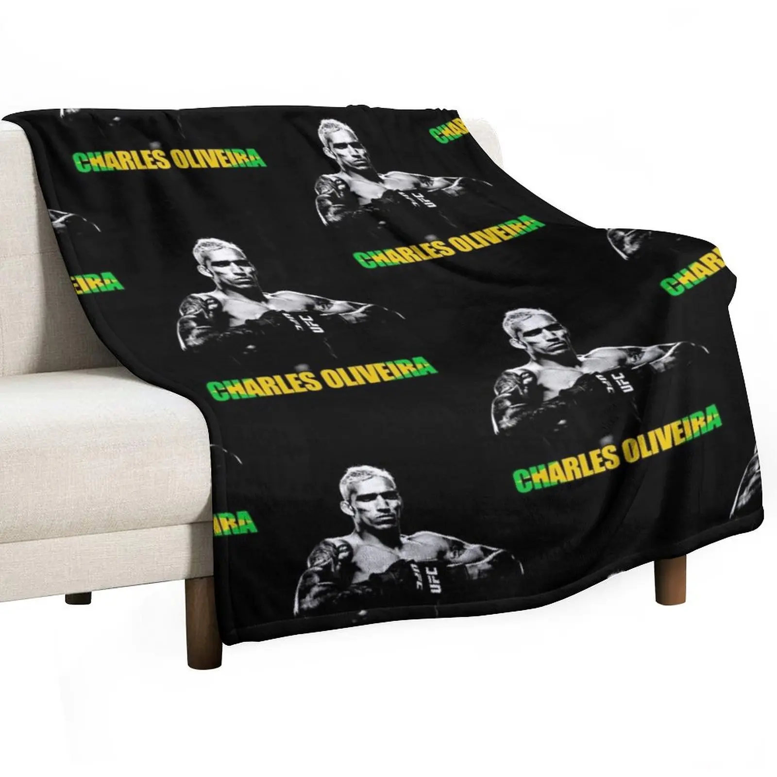 Charles Oliveira Essential T-Shirt Throw Blanket Decoratives Warm Blankets