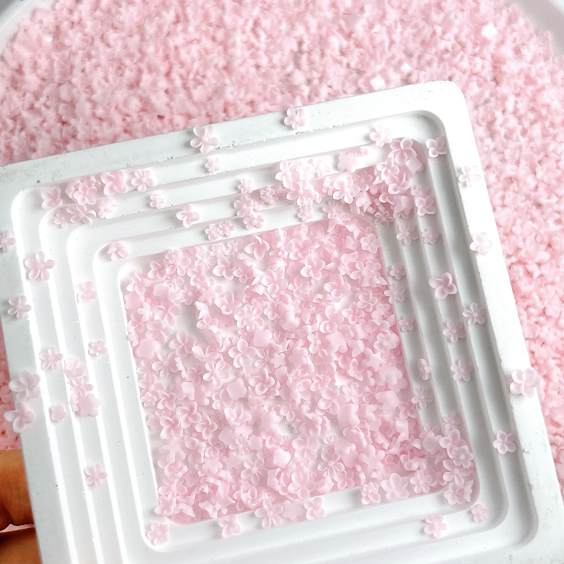 60PCS Sweet Mini Daisy Morning Glory Resin Nail Art Charms 3D Minimalist Pink Series Five-petal Flower Nail Decorations DIY Nail