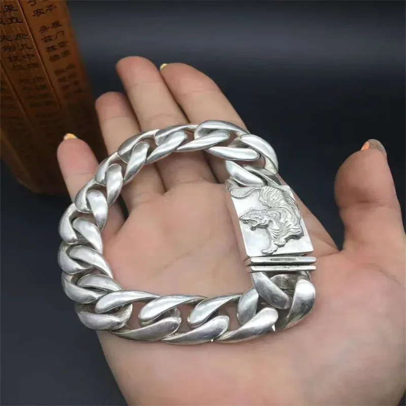 Mai Chuang/ Tibetan Silver color Tiger Bracelet Fashion Bangle Personalized Jewelry Exquisite Workmanship Couple Men Women Gift