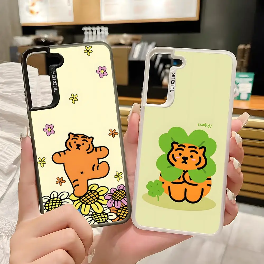 Cute M-MUZIK T-TIGER Phone Case For Samsung A57 A37 A17 A15 A35 A33 A34 A51 A52 A53 A05 Silver White Mobile Case