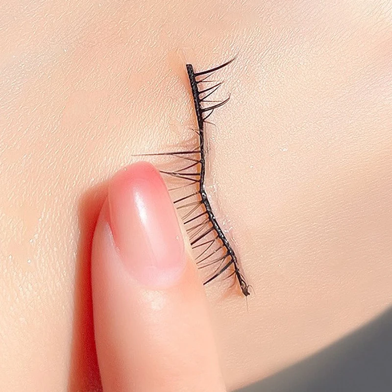 Colla per ciglia con pinzette Set impermeabile ad asciugatura rapida autoadesiva non irritante Colla per extension ciglia Occhi Trucco cosmetico