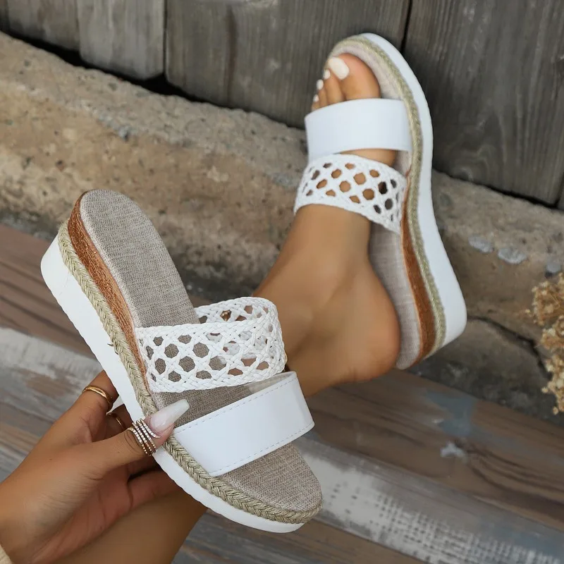

2026 New Hollow Out Weaving Wedge Women Slippers Summer Platform Shoes Woman Thick Sole Non Slip Casual Comfortable Sandals
