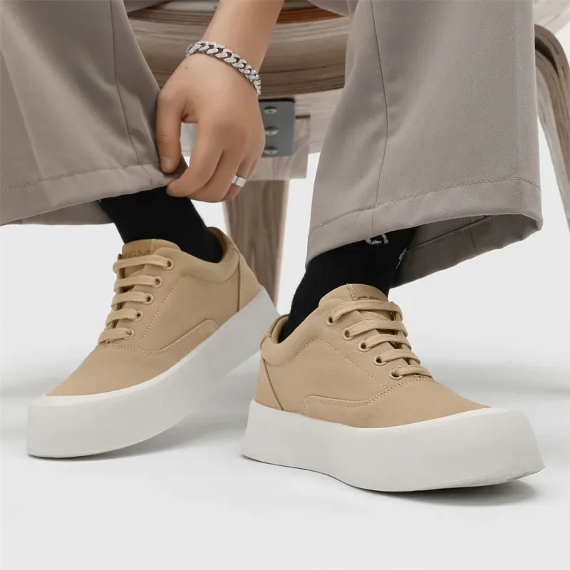 CLAIAMI 2024 New Men Shoes Breathable Canvas Trend Versatile Skateboard Shoes for Men Youth Casual Lace-up Men Sneakers Zapatos