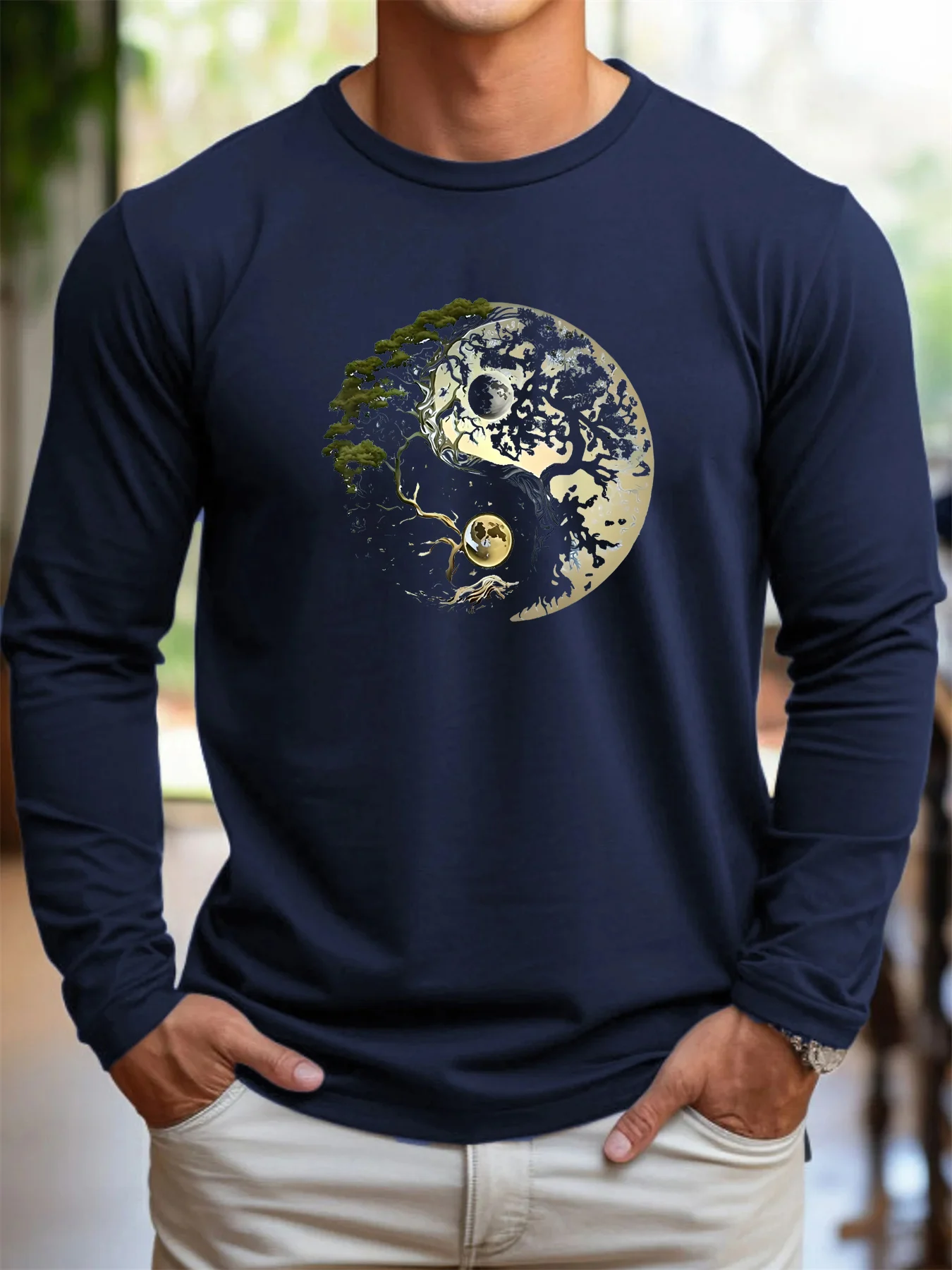 2026 الرجال الأساسية فضفاضة ومريحة عارضة الرياضة يين يانغ شجرة نمط مطبوعة جولة الرقبة الدافئة طويلة الأكمام تي شيرت أعلى