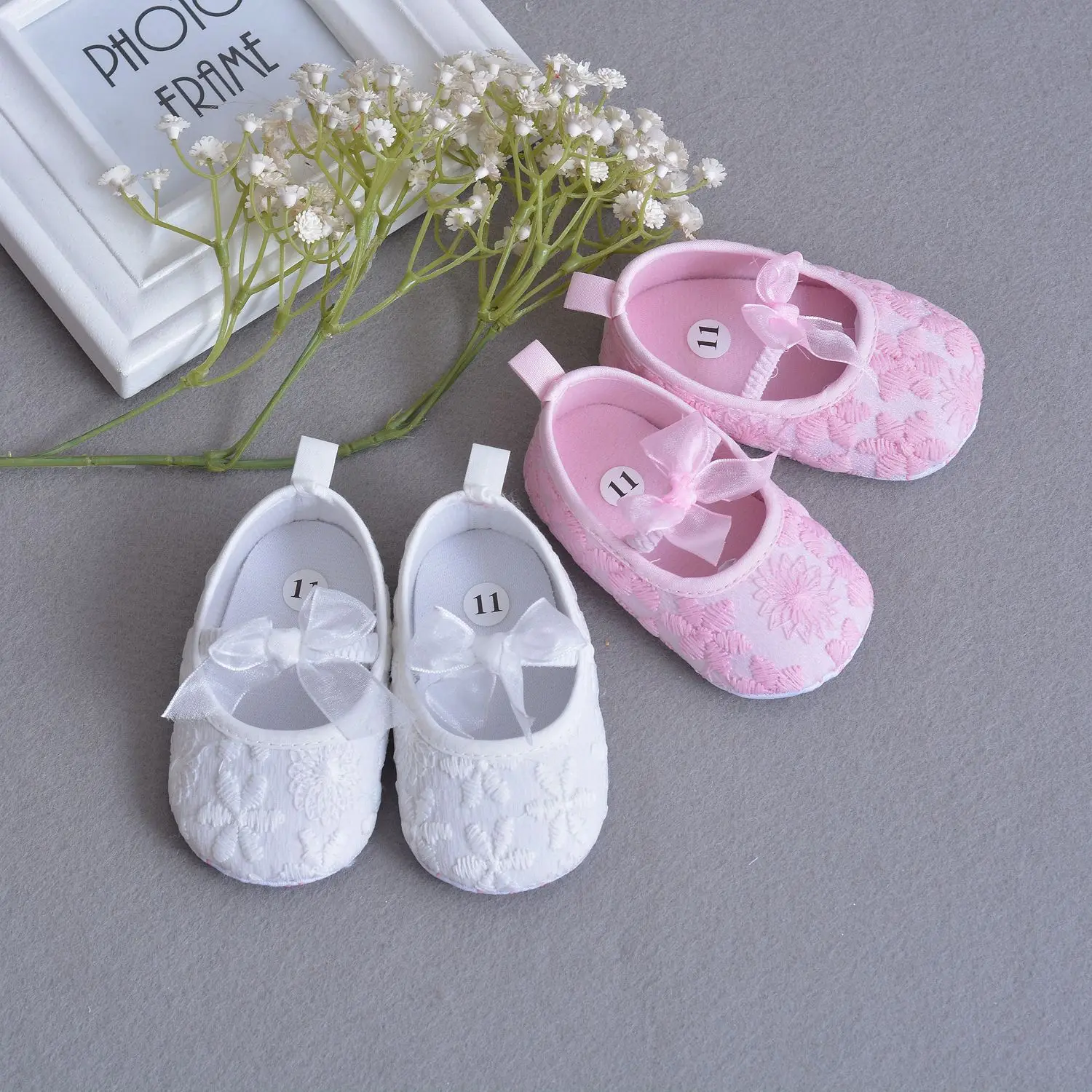 

Spring and Autumn Baby Soft soled Shoes Baby Step Shoes with Dress Bow Princess Shoes Embroidered Lace Baby Shoes