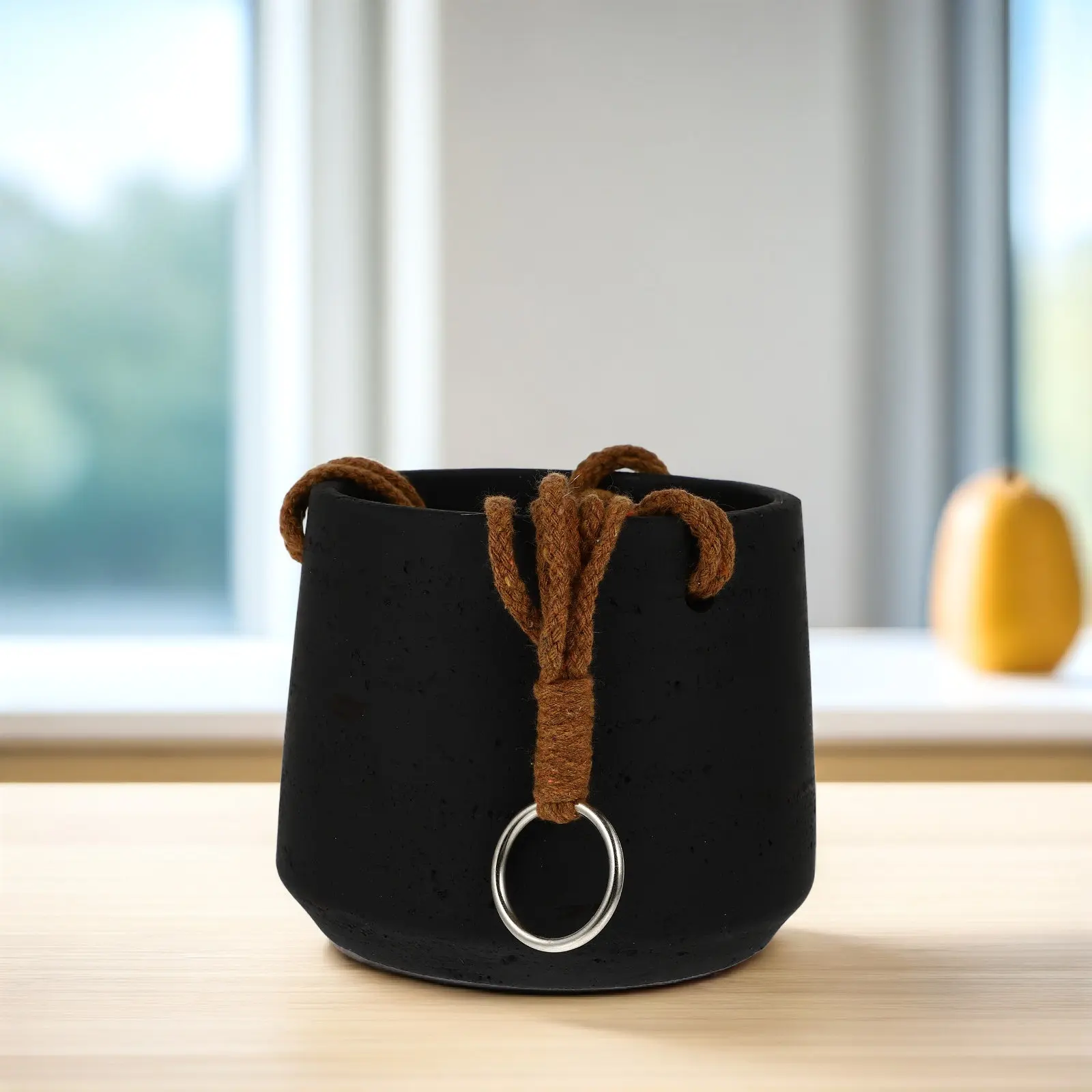 

Настенный подвесной кашпо из цемента для дома, офиса, балкона, патио – креативный дизайн, тонкая работа, износостойкий.