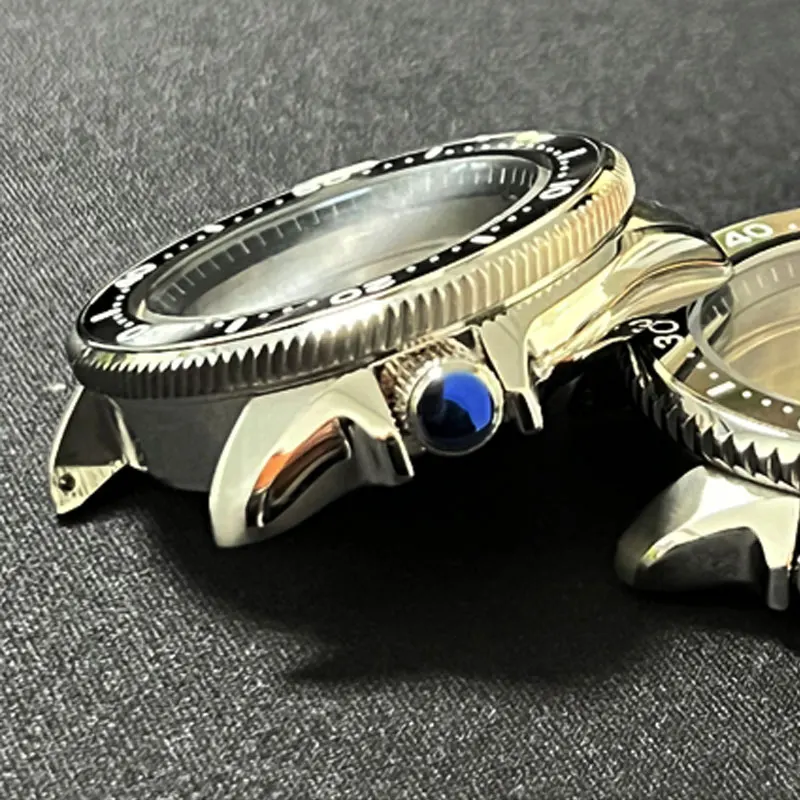 

Watch Modify Parts Solid 42mm Stainless Steel SKX007 Watch Case Sapphire Ceramic Bezel Suitable For NH35/36 Automatic Movement