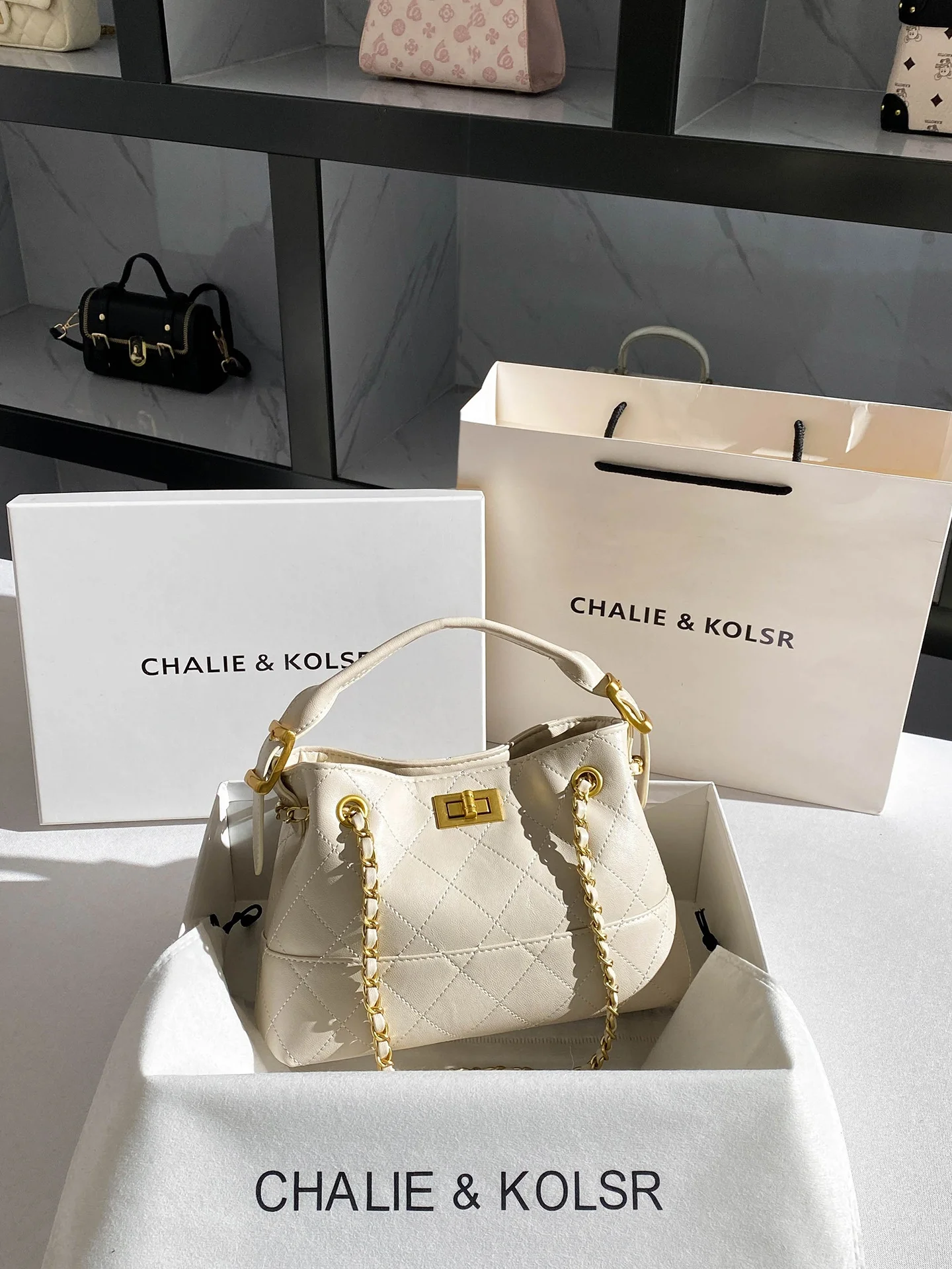 borsa-a-secchiello-da-donna-chaliekolsr-in-pelle-morbida-con-motivo-geometrico-nuova-collezione-primavera-estate-borsa-a-mano-casual