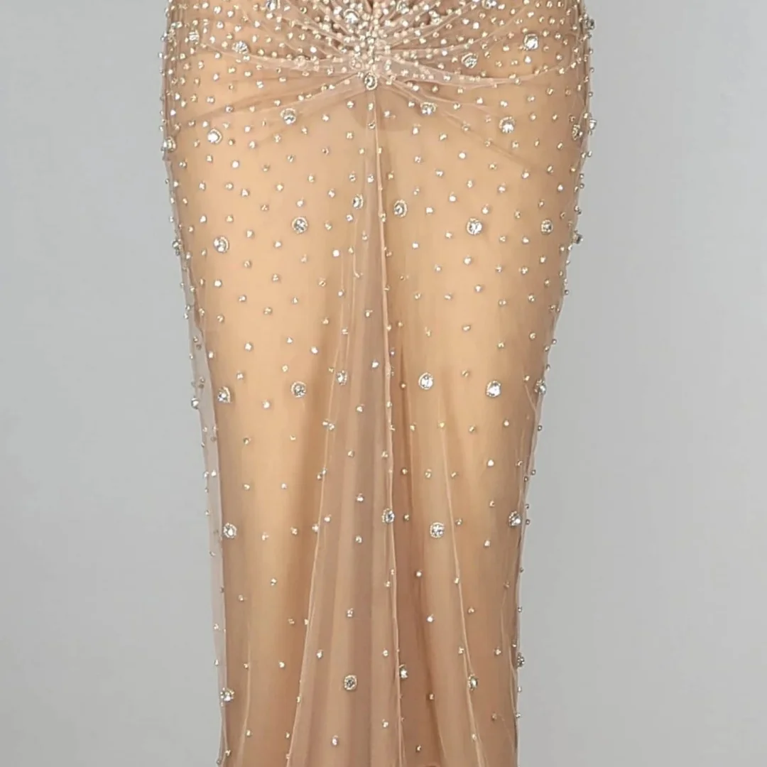 فستان أماندا مخصص بلون الشمبانيا بدون حمالات بدون ظهر للحفلات الراقصة بريق حورية البحر فيستدوس دي نوش بطول الأرض سهرة رسمية 2025 #4