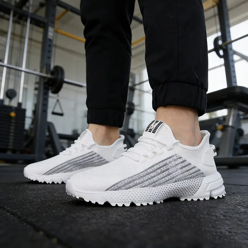 

Jogging sneakers plus size men's shoes new breathable and lightweight running shoes anti-slip and wear-resistant 36-46 sizes