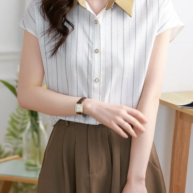 Summer 2024 New KPOP Fashion Style Simplicity Striped Knitting Tops Sweet V Neck Short Sleeve Y2K Elegant Fashion Women' Clothes