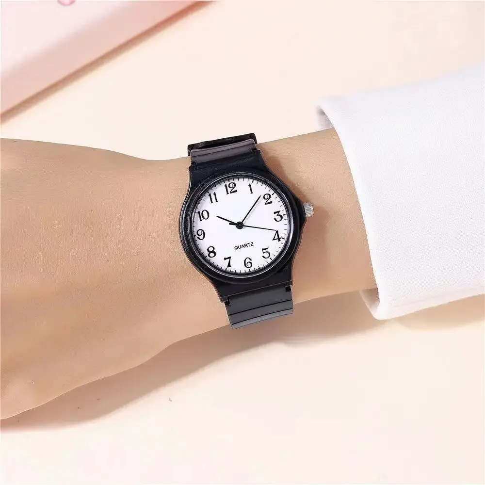 YIKAZE-reloj de cuarzo simple para mujer, pulsera minimalista con correa de silicona para estudiantes, color blanco y negro, resistente al agua