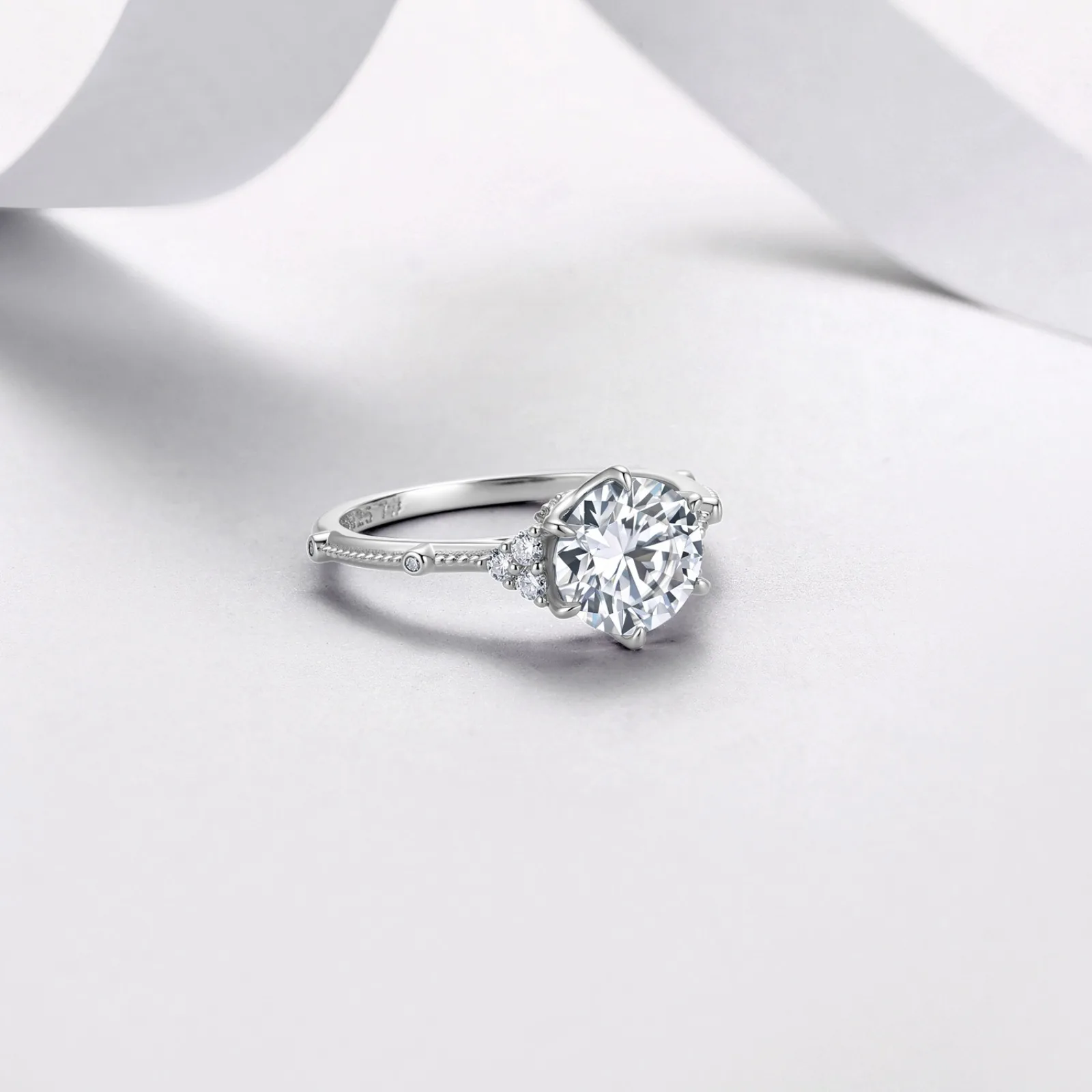 MUSHAN Luxury S925 Sterling Silver Six-claw 2-carat Moissanite  Sterling Silver Ring Women's Closed Ring Cross-border Spot