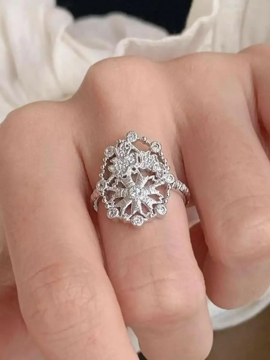 

Элегантное кольцо с ажурным цветочным узором для женщин, винтажный дворцовый стиль, роскошное индивидуальное кольцо на палец, модное ювелирное украшение