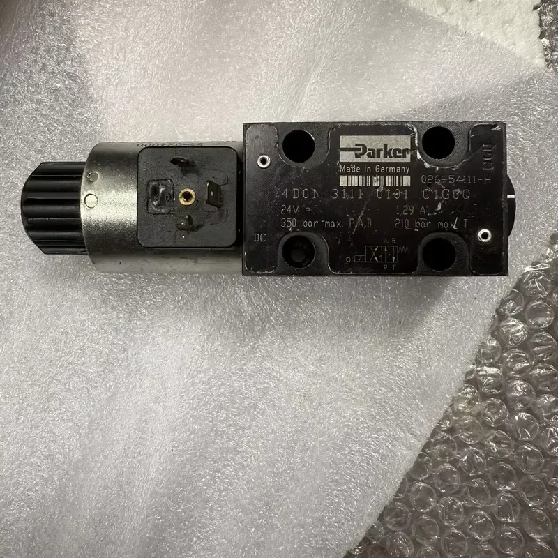 4D01 3111 0101 C1G0Q 24V Electromagnetic Directional Valve for PLC