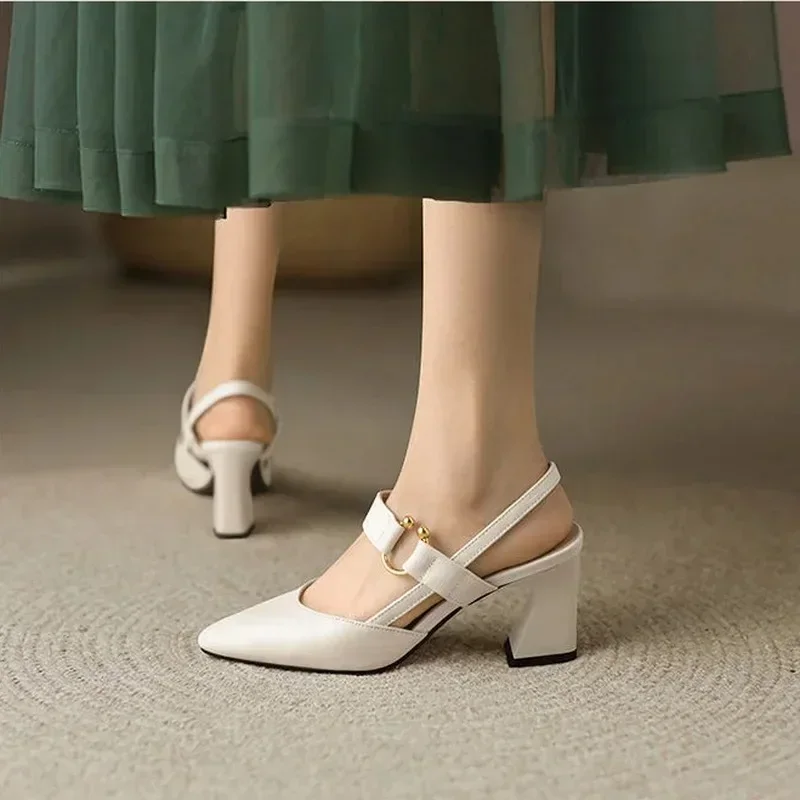 Sandali con tacco di vendita caldi Scarpe con tacco medio femminili Scarpe robuste in vera pelle Sandali estivi 2025 Moda donna Elegante nero