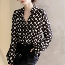 Blusa holgada coreana con estampado de lunares para mujer, camisa elegante con cuello de Polo y botonadura simple, ropa para viaje, primavera y otoño, 2024