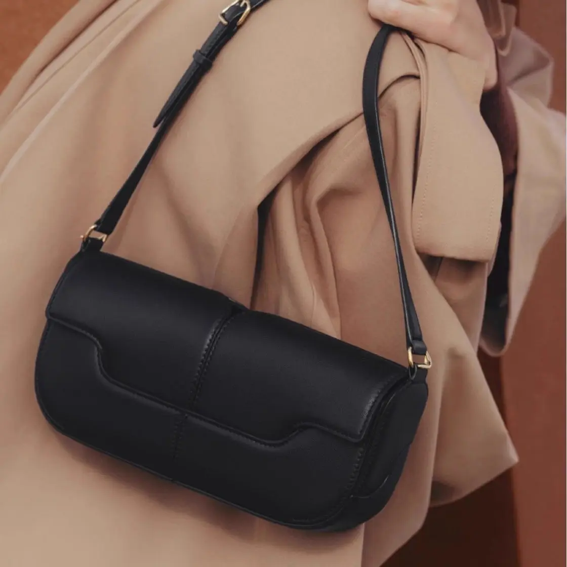 

Classic Designer Leather Crossbody Bag Thread Luxury Handbag Shoulder Bags Fashion Shoulder Messenger Bag Ladies Small Flap Bag