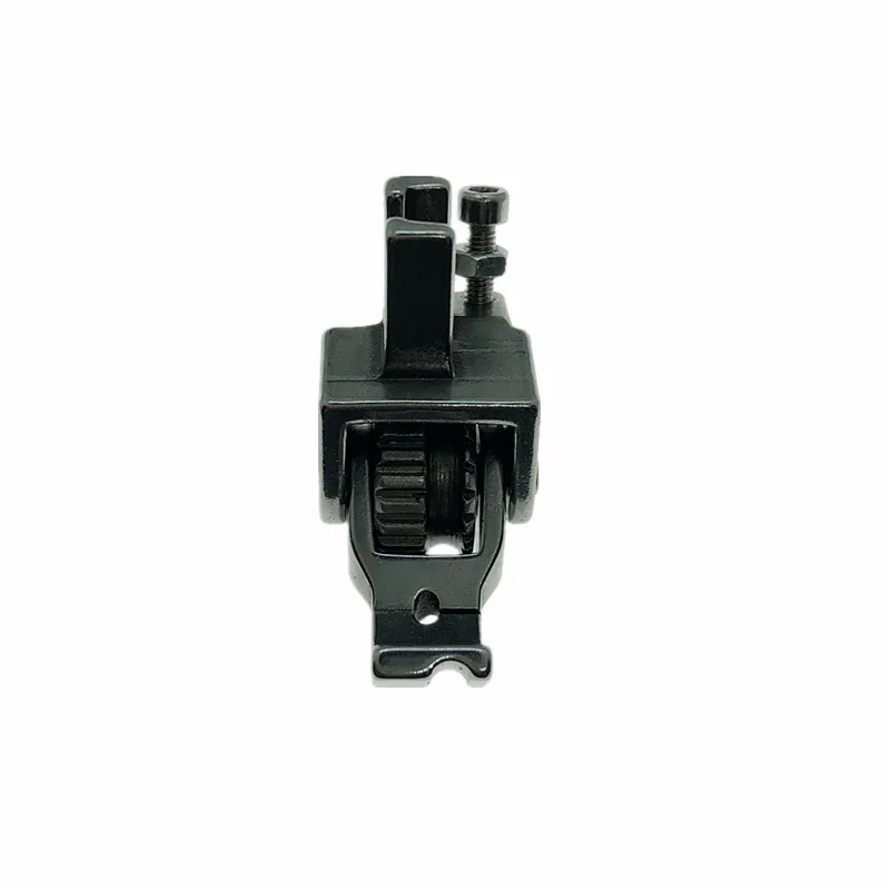 Flat car thread insert roller presser foot for P69 all steel with groove rope thick material wheel presser foot cotton curtain