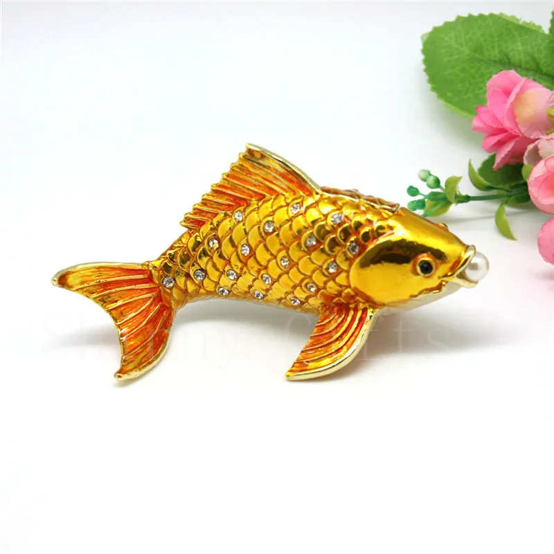 Desktop Creative Small Home Decoration Metal Pearl Carp Feng Shui Wealth Attraction Ornament