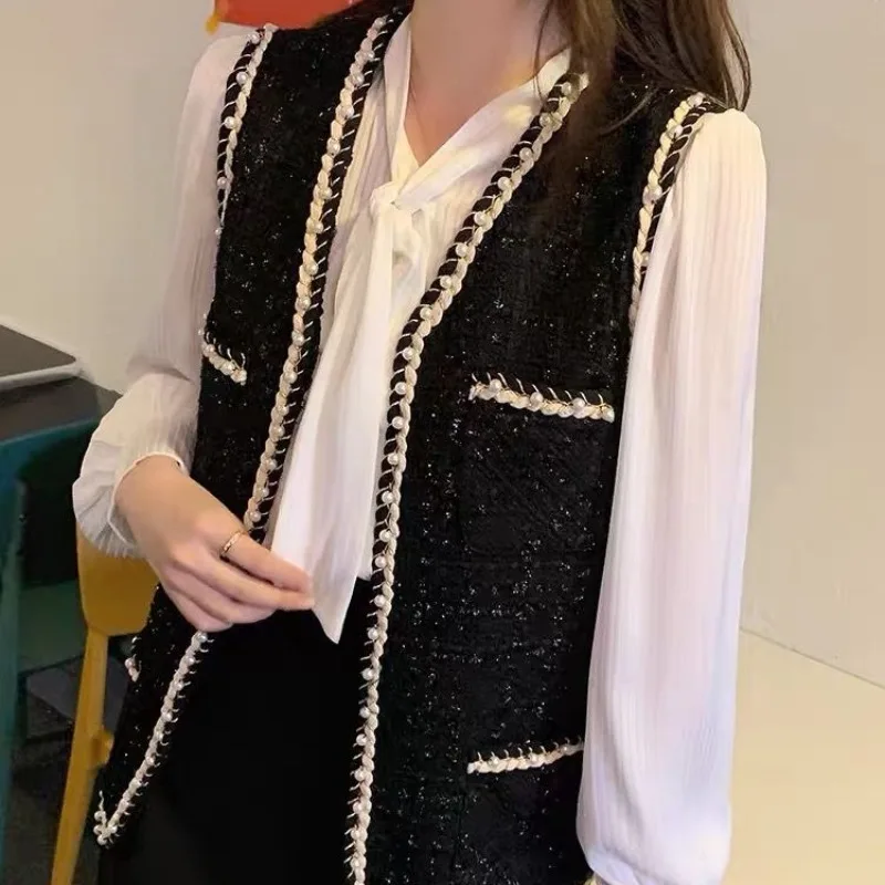 Small Fragrance Pearl Buckle Vest Plus Size 2024 Spring Autumn Women New Jackets Tweed and Bright Silk Coat Commuting Cardigan