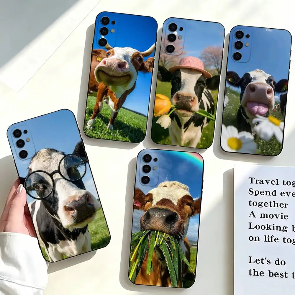 Milk Dairy-y Cow-w Cows-s  Phone Case For Samsung S25,S24,S21,S22,S23,S30,Ultra,S20,Plus,Fe,Lite,Note,10,Black Cover