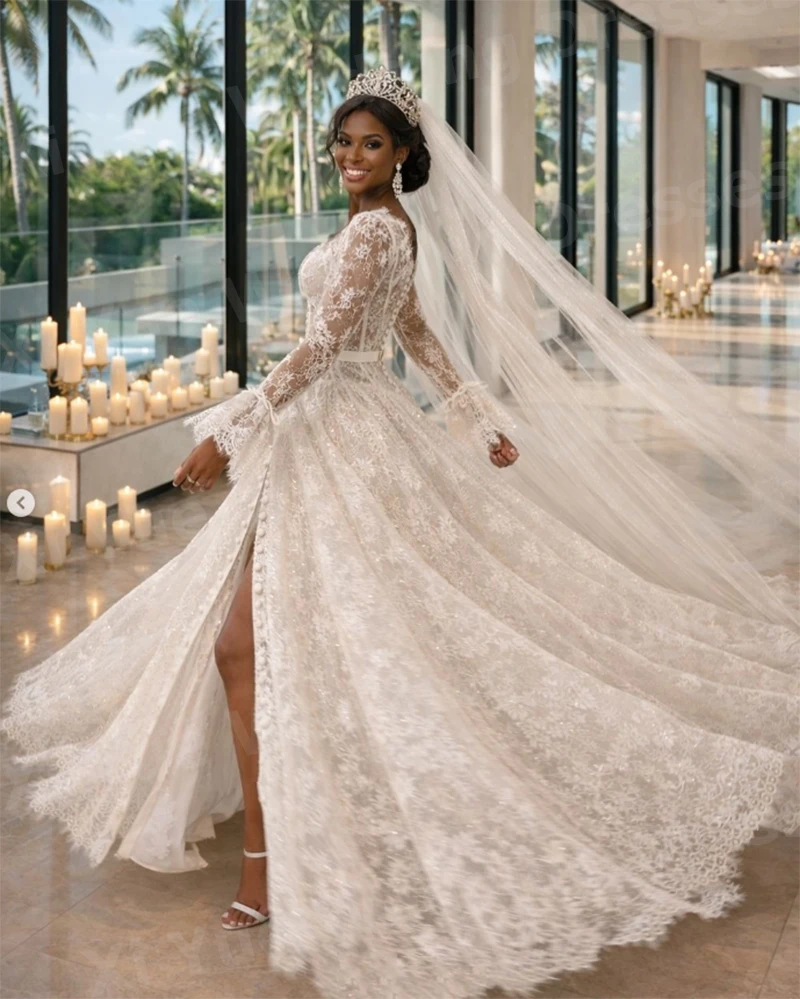 Charming A Line Women's Lace V Neck Long Sleeve Side Slit Wedding Dresses Vestido De Novia Bride Gowns Customized Robe De Mariée