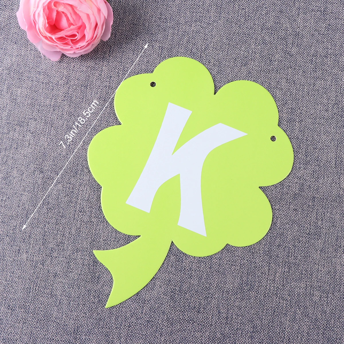 

3 Meters Shamrock Banners St Patrick's Day Decorations Green Cutouts Festive Parade Party Wall Window Door