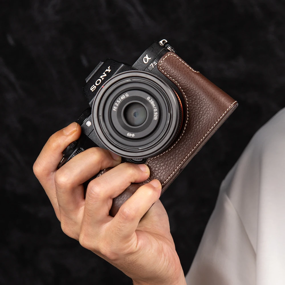 

Alpha 7 II Protective Case Cover A7M2 Real Leather Half Camera Case for Sony ILCE-7M2 Case Bag Genuine Leather Camera Bag Box