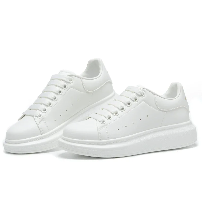 Stylish Comfort: Bestselling Versatile Fashionable Sneakers with Soft-Soled Casual Sports Shoes