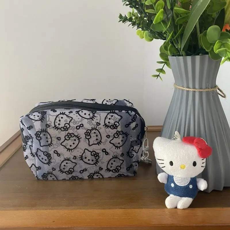 

Kawaii Sanrio Hello Kitty Cartoon Mesh Makeup Bag Portable Large Capacity Storage Bag Girls Birthday Gift Creative Peripherals