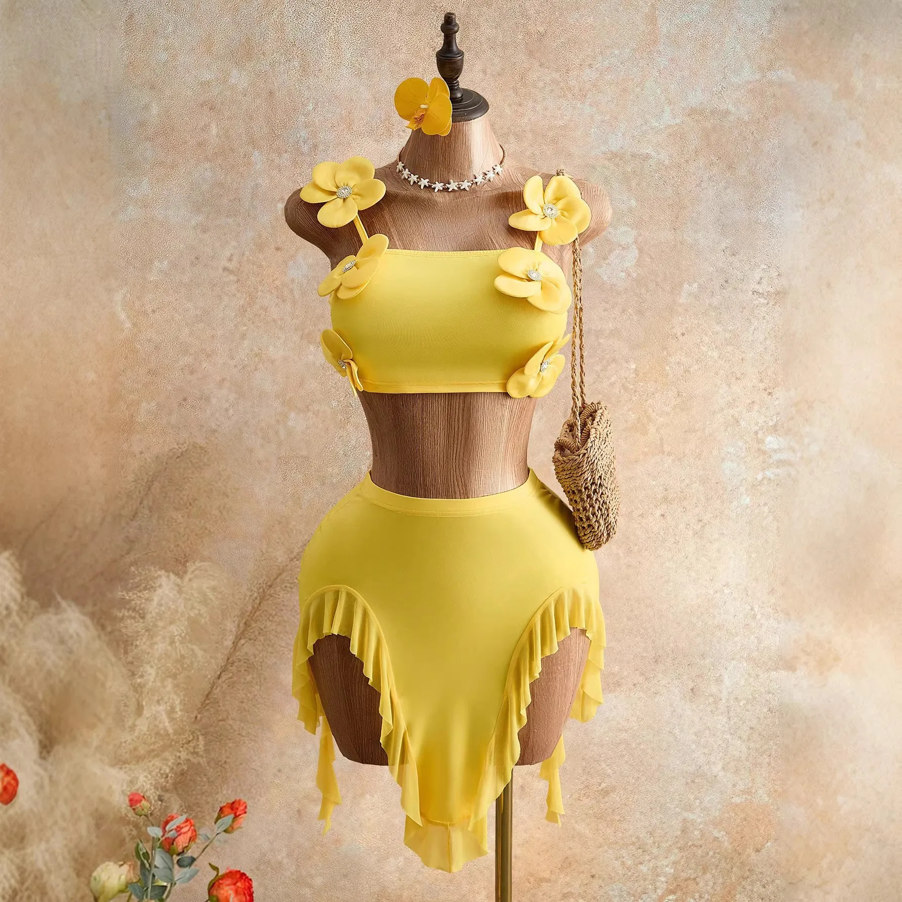 

Holiday Outfits Woman Dress 2 Piece Set Off Shoulder Crop Top with High Waist Skirt Elegant Women's Matching Sets Sleeveless